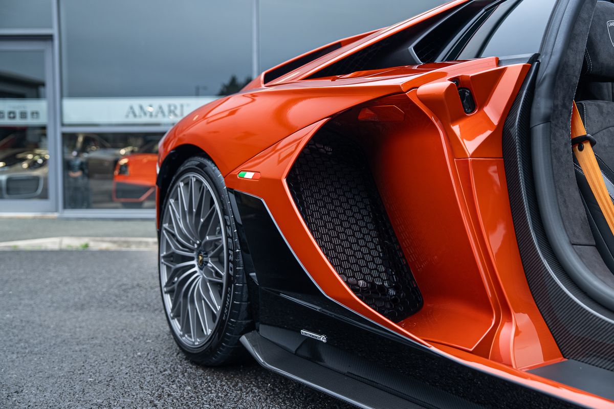 LAMBORGHINI AVENTADOR LP 780-4 ULTIMAE ROADSTER