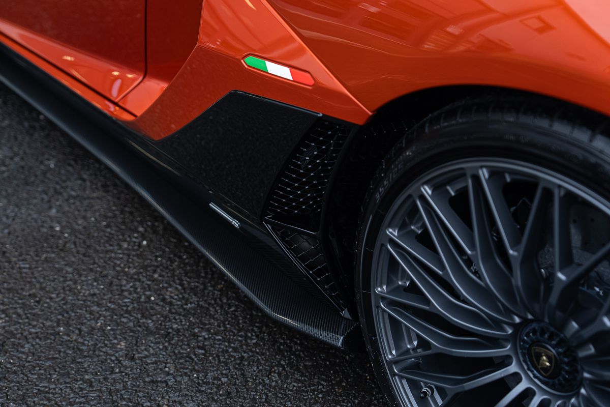 LAMBORGHINI AVENTADOR LP 780-4 ULTIMAE ROADSTER