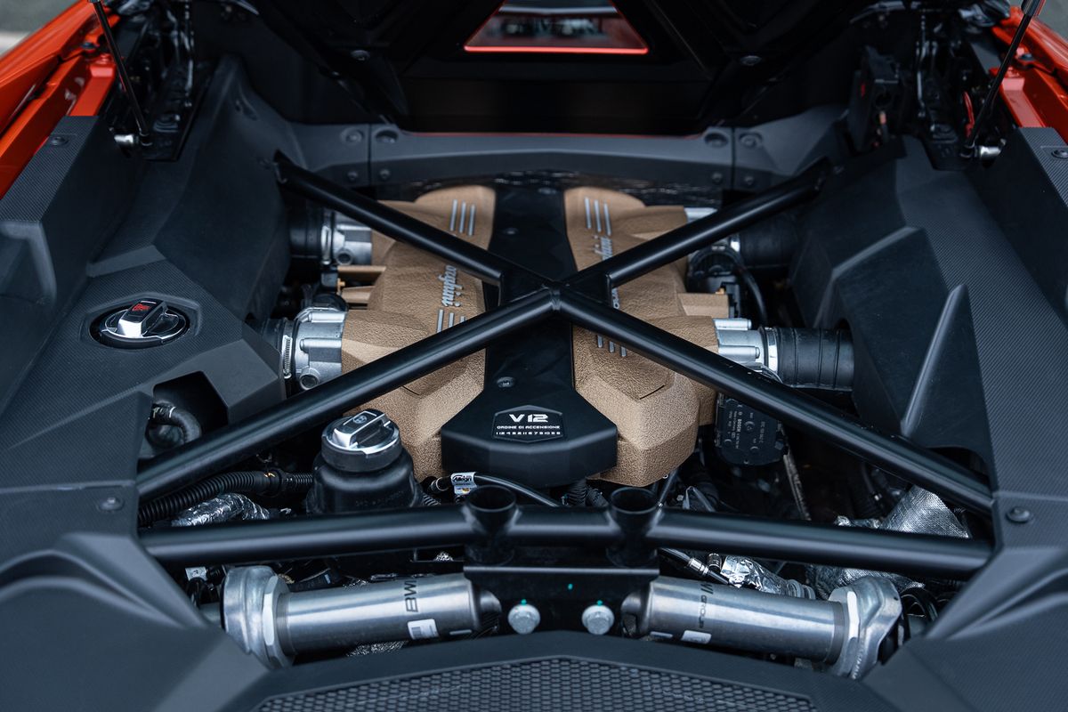 LAMBORGHINI AVENTADOR LP 780-4 ULTIMAE ROADSTER