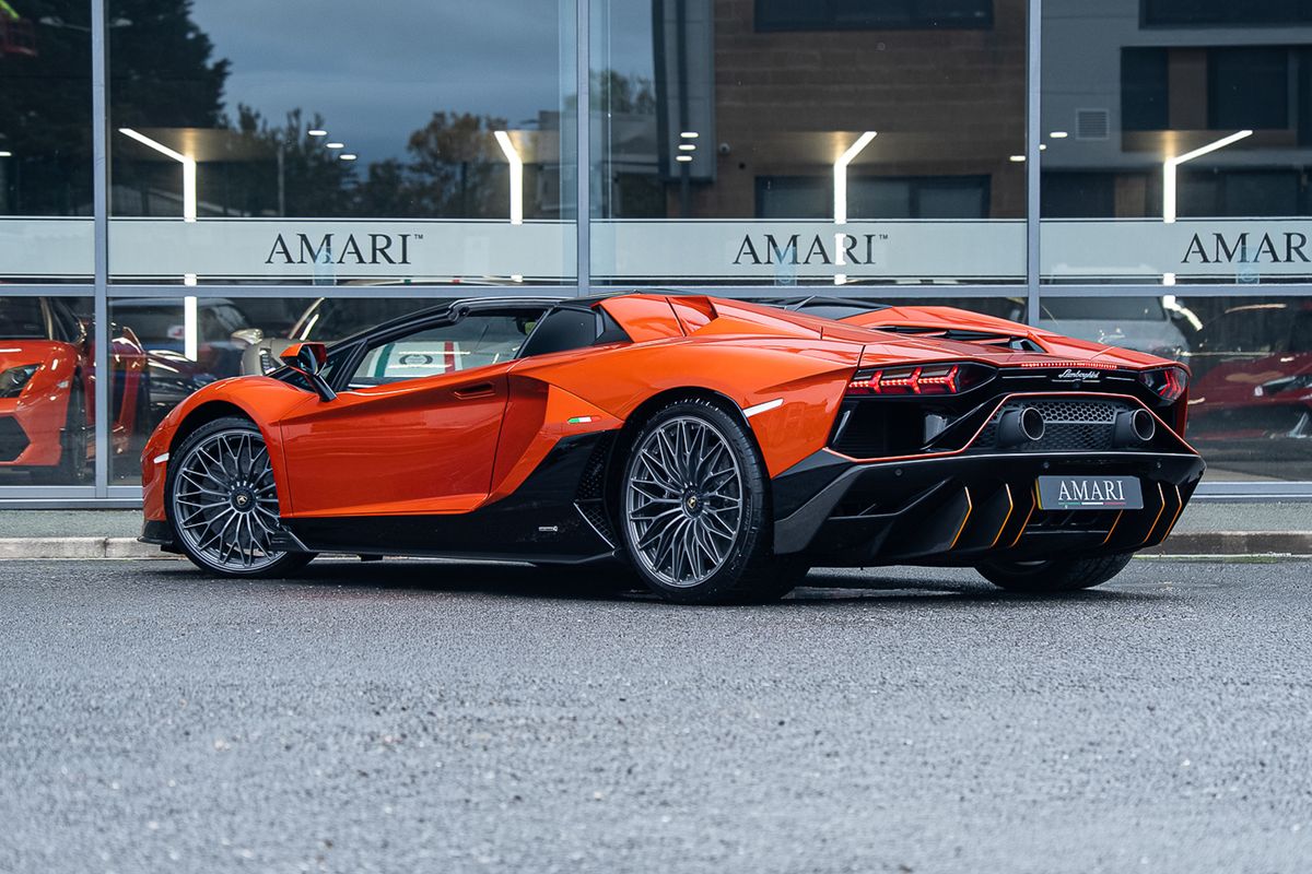 LAMBORGHINI AVENTADOR LP 780-4 ULTIMAE ROADSTER