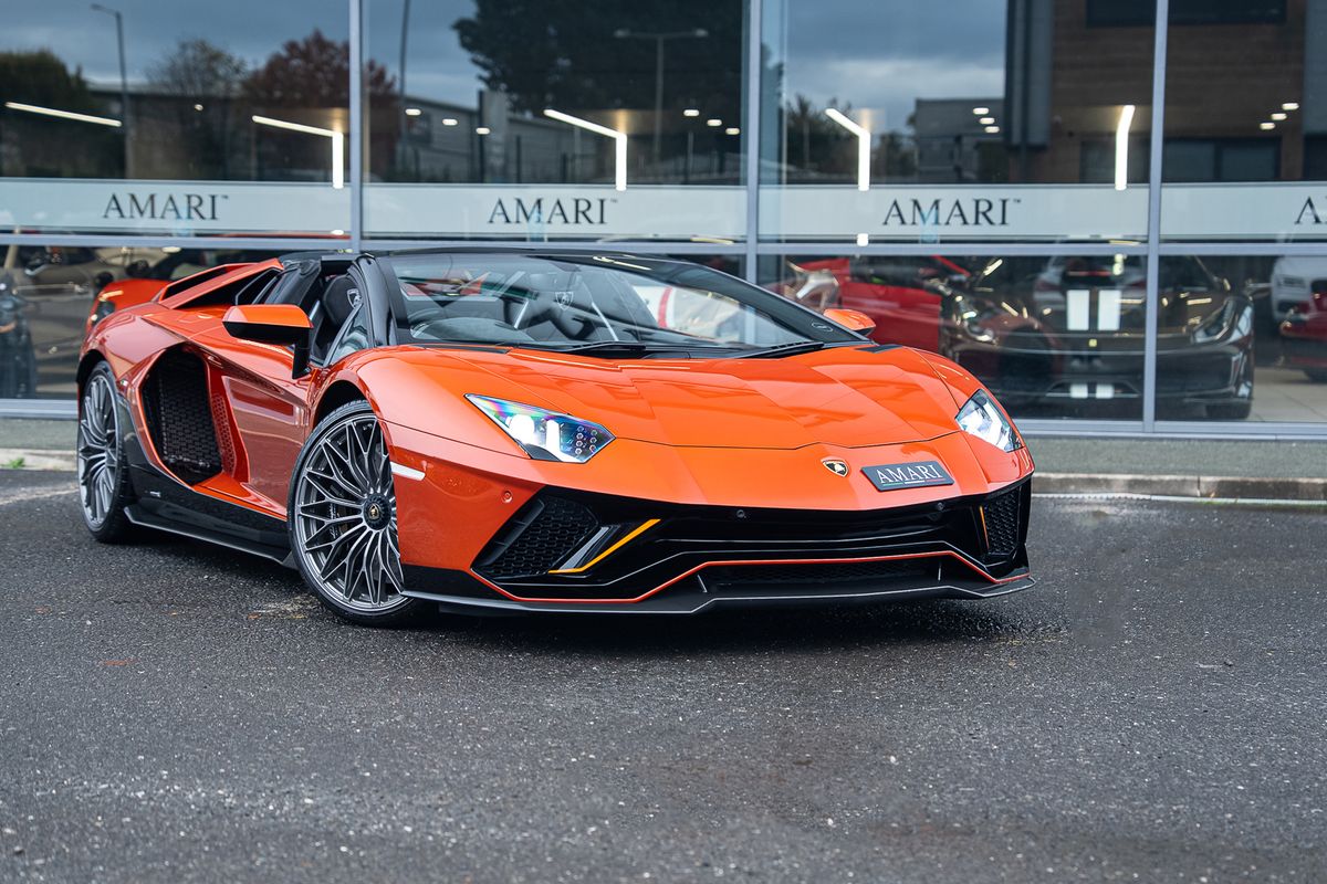 LAMBORGHINI AVENTADOR LP 780-4 ULTIMAE ROADSTER