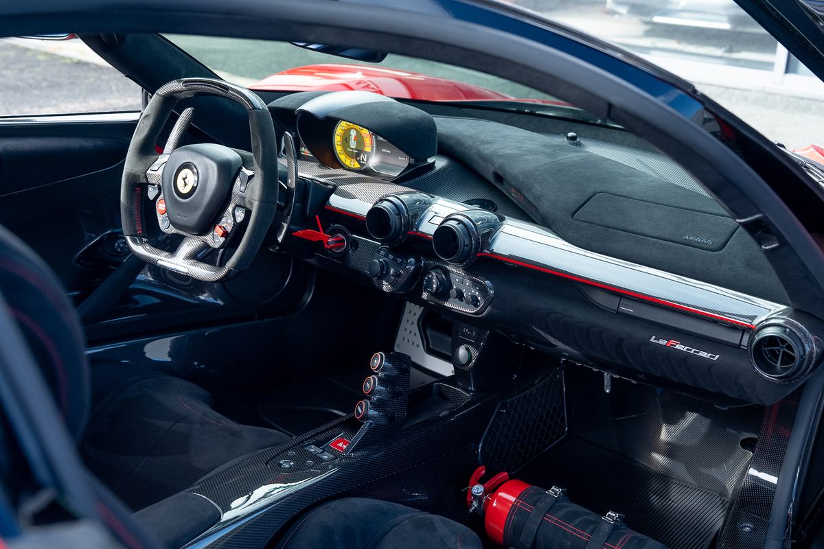 FERRARI LAFERRARI