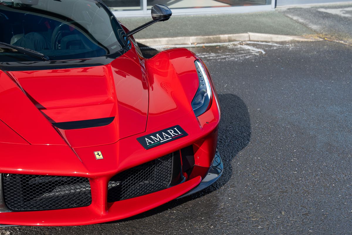 FERRARI LAFERRARI