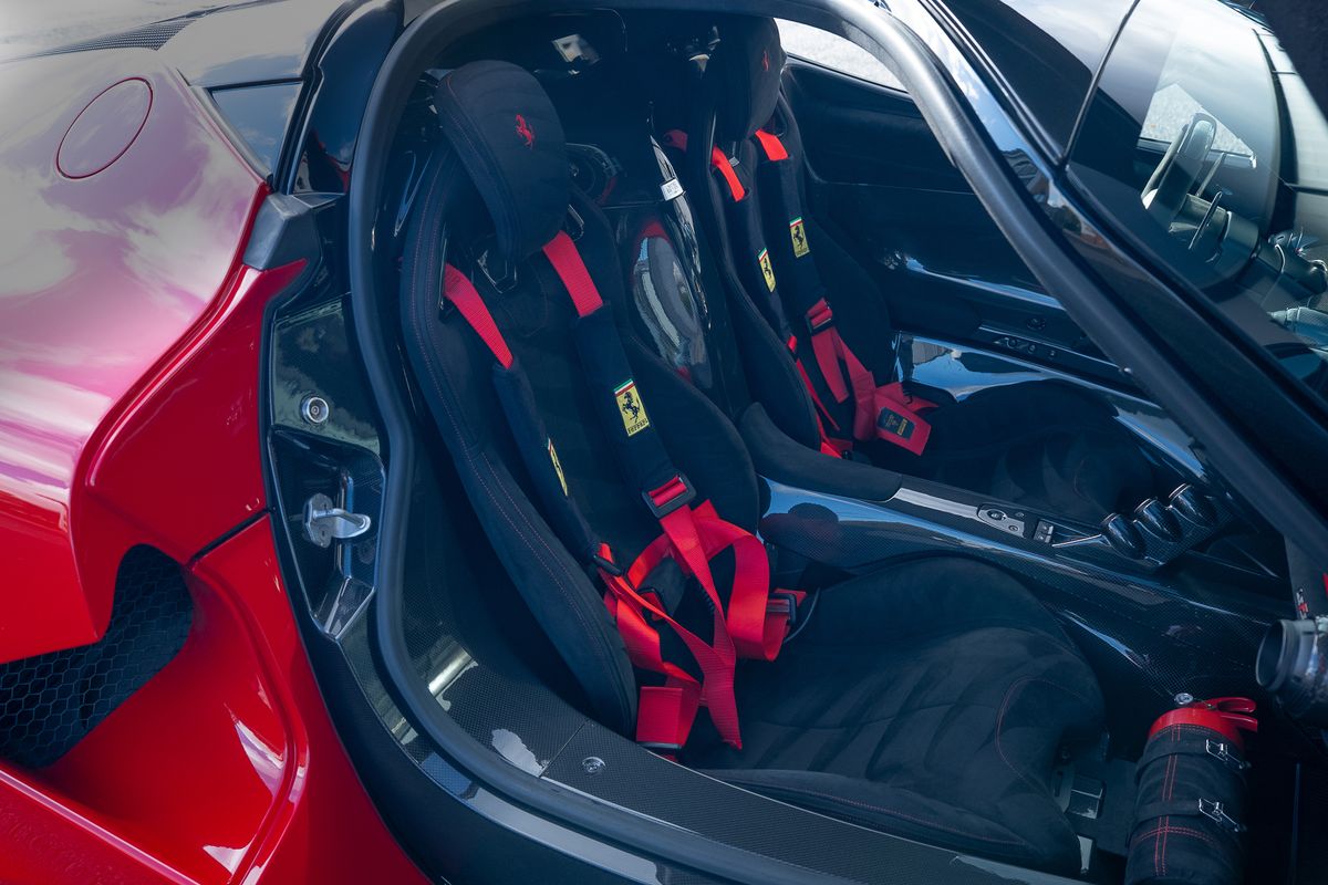 FERRARI LAFERRARI