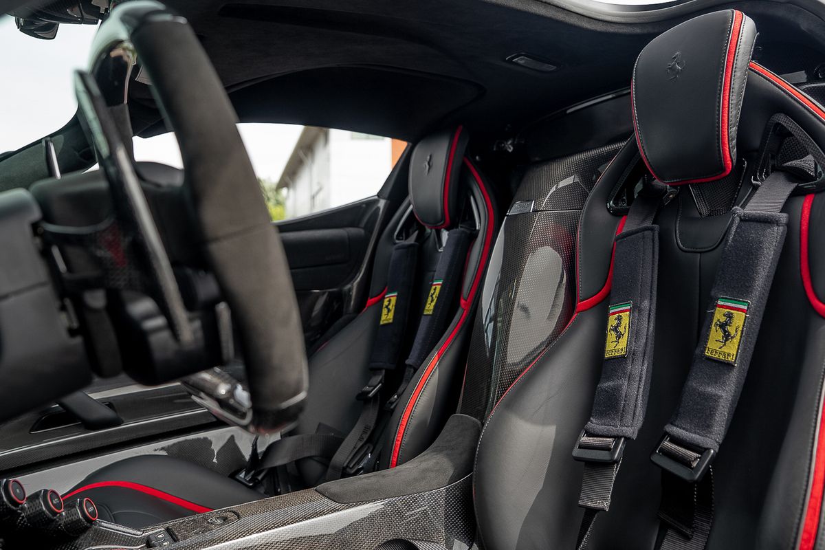 FERRARI LAFERRARI Rossa Corsa Roof