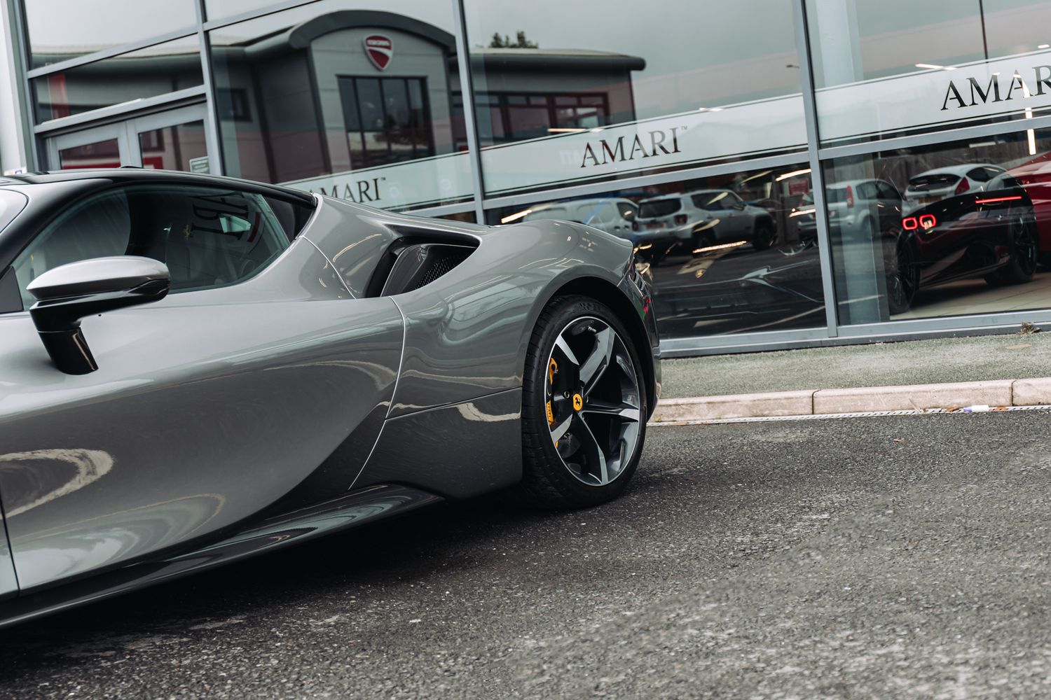 Ferrari SF90 Assetto Fiorano 4.0 Assetto Fiorano 2Dr Semi Automatic