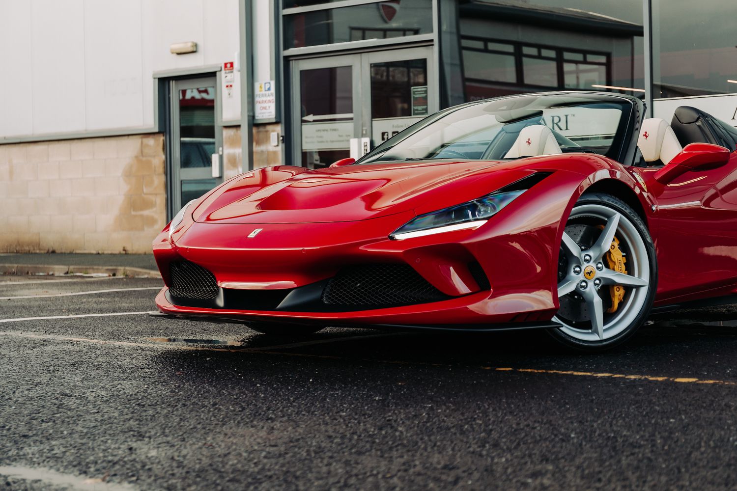 Ferrari F8 Spider Convertible 3.9 Spider 2Dr Semi Automatic