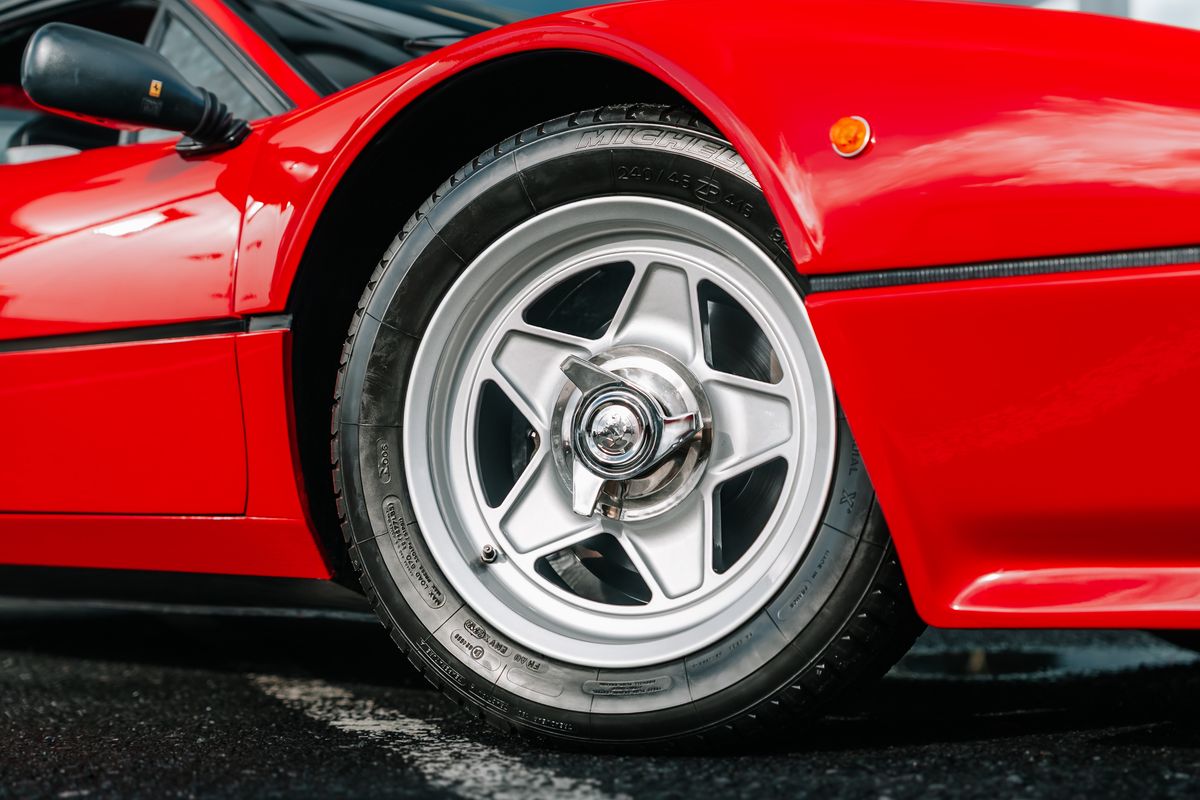 FERRARI 512BBi - LHD