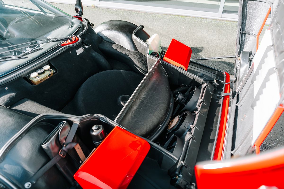 FERRARI 512BBi - LHD