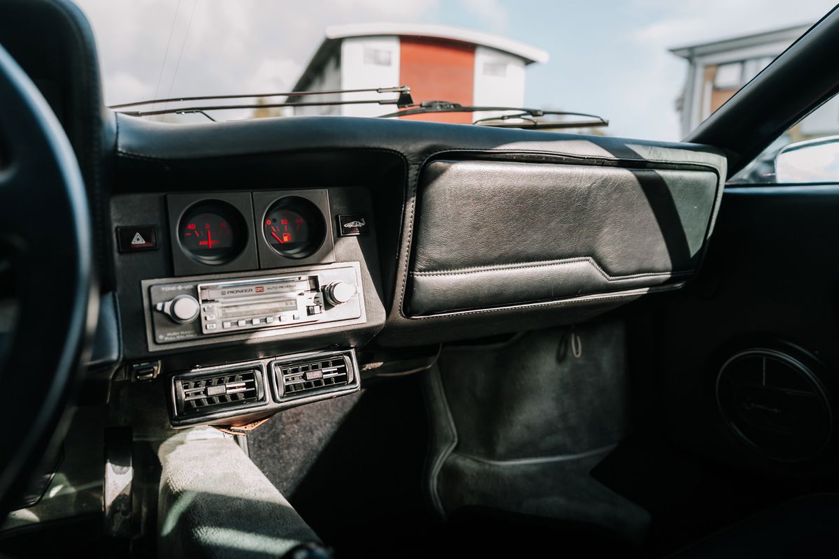 FERRARI 512BBi - LHD