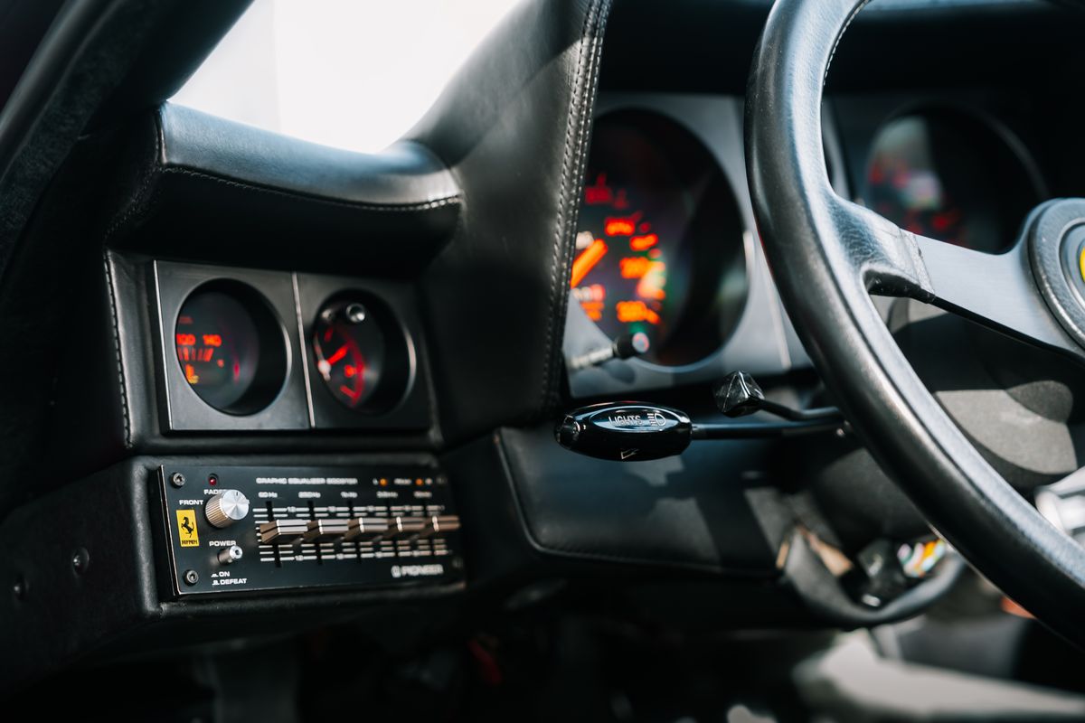 FERRARI 512BBi - LHD