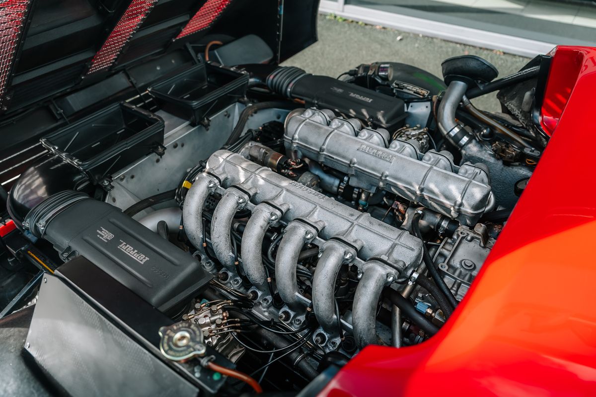 FERRARI 512BBi - LHD