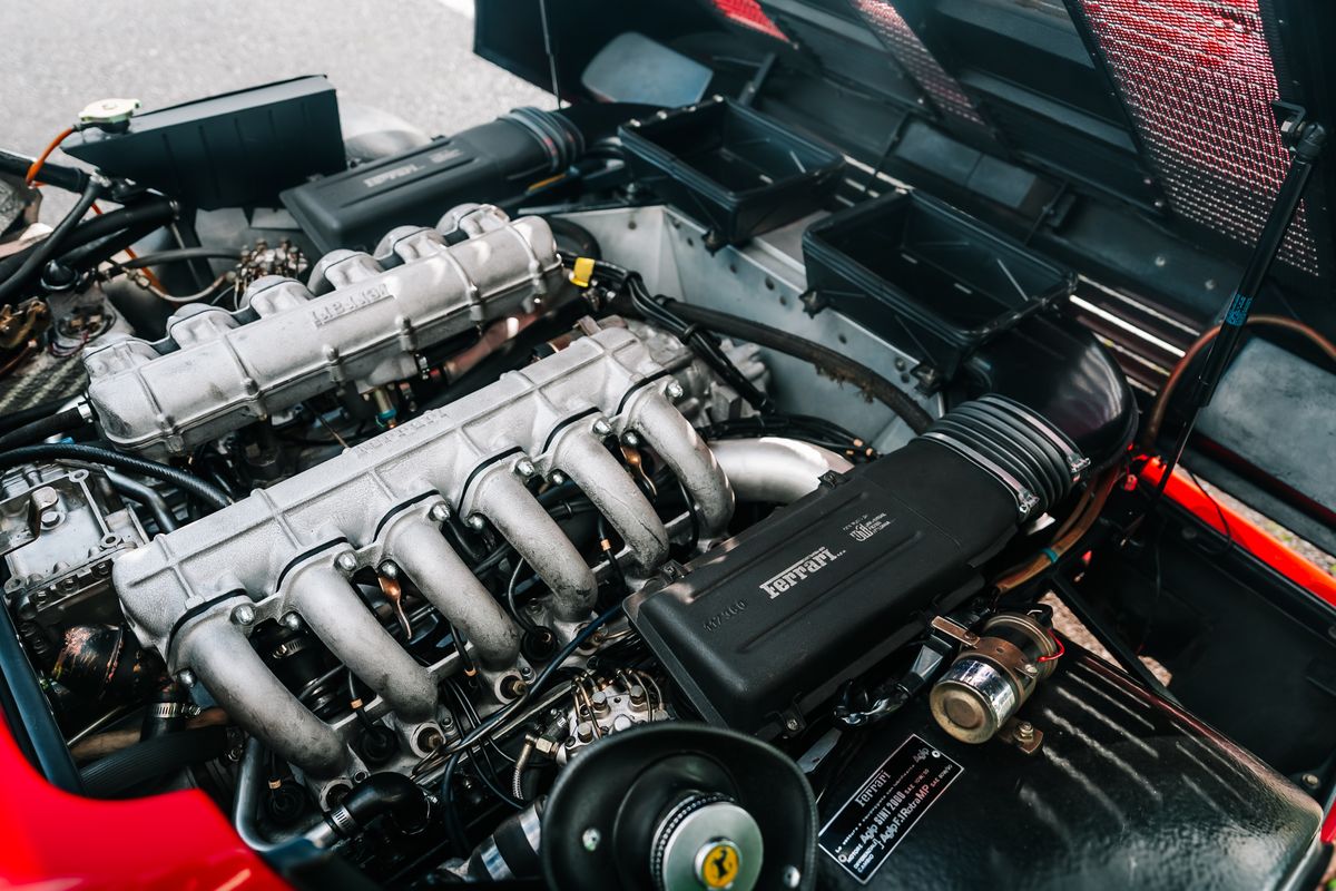 FERRARI 512BBi - LHD