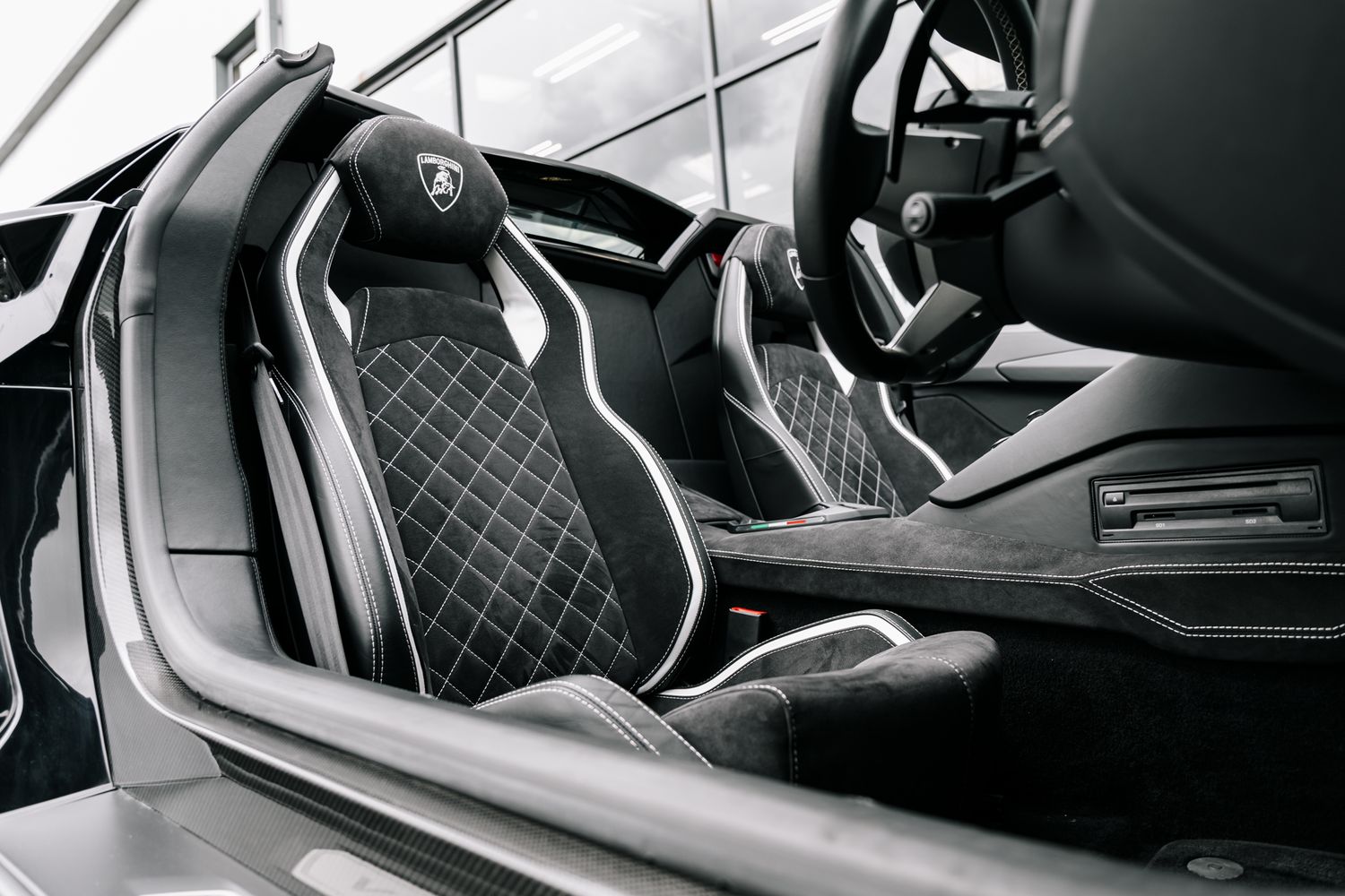 Lamborghini Aventador S Roadster LP 740-4 6.5 LP 740-4 S Roadster