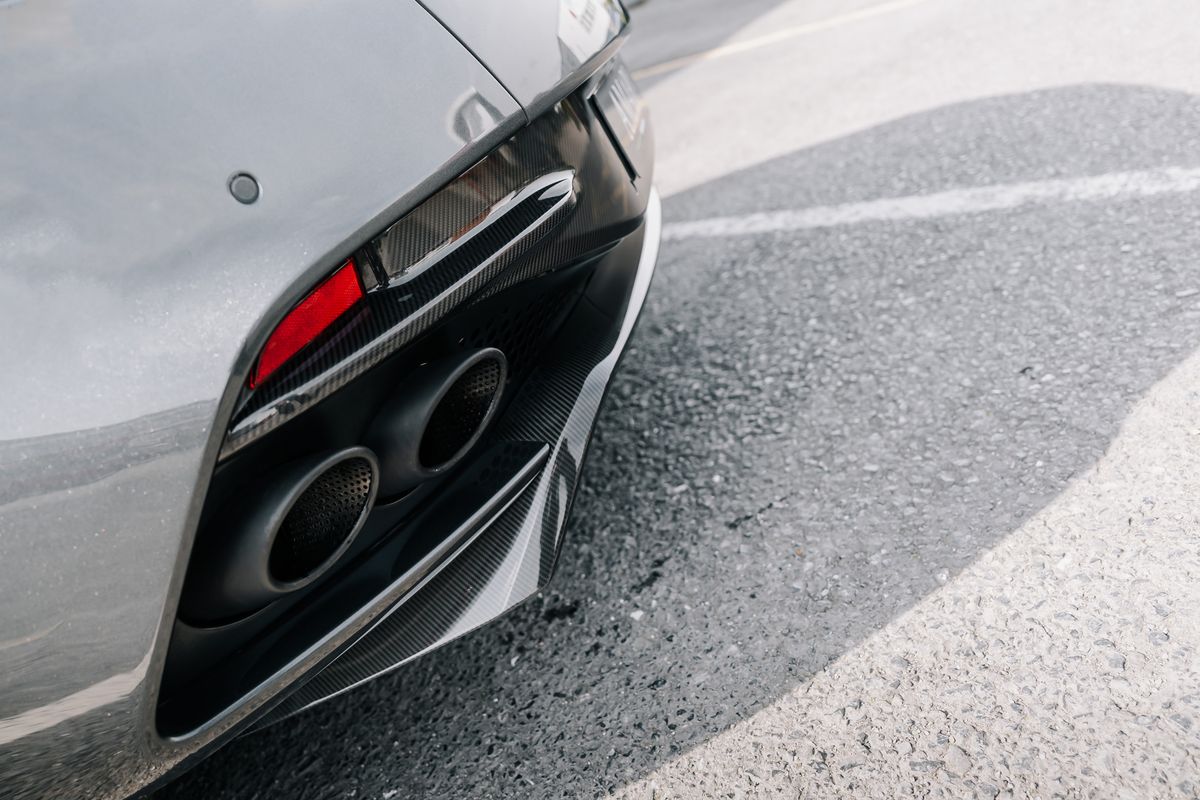Aston Martin DBS Superleggera
