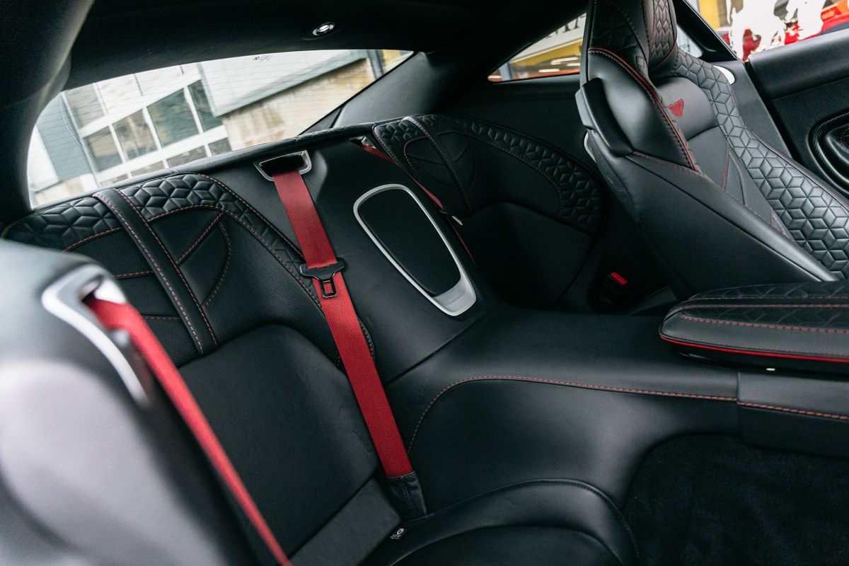 Aston Martin DBS Superleggera