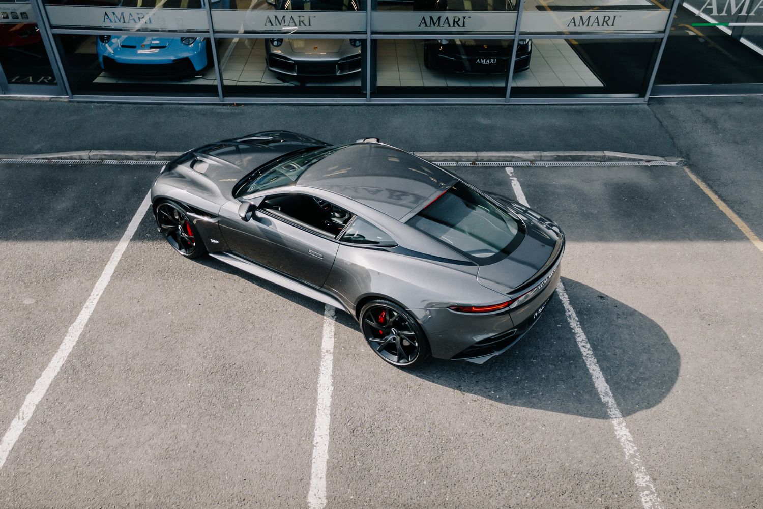 Aston Martin DBS Superleggera