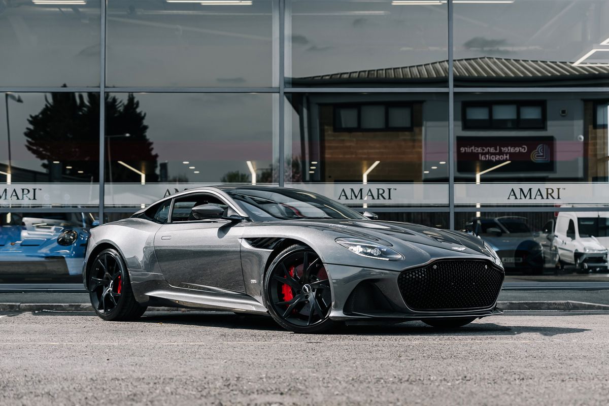 Aston Martin DBS Superleggera