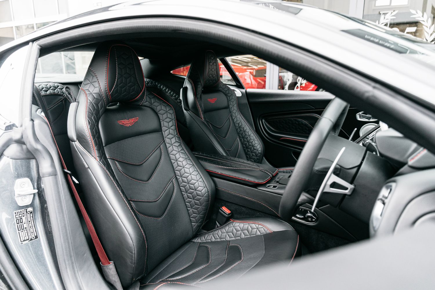 Aston Martin DBS Superleggera