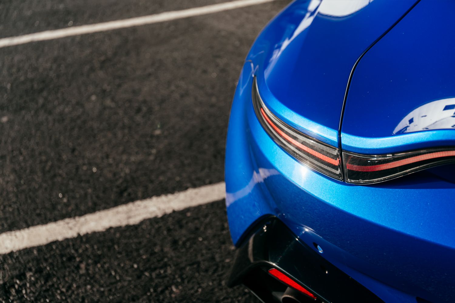 Aston Martin Vantage 4.0 V8 3Dr Automatic
