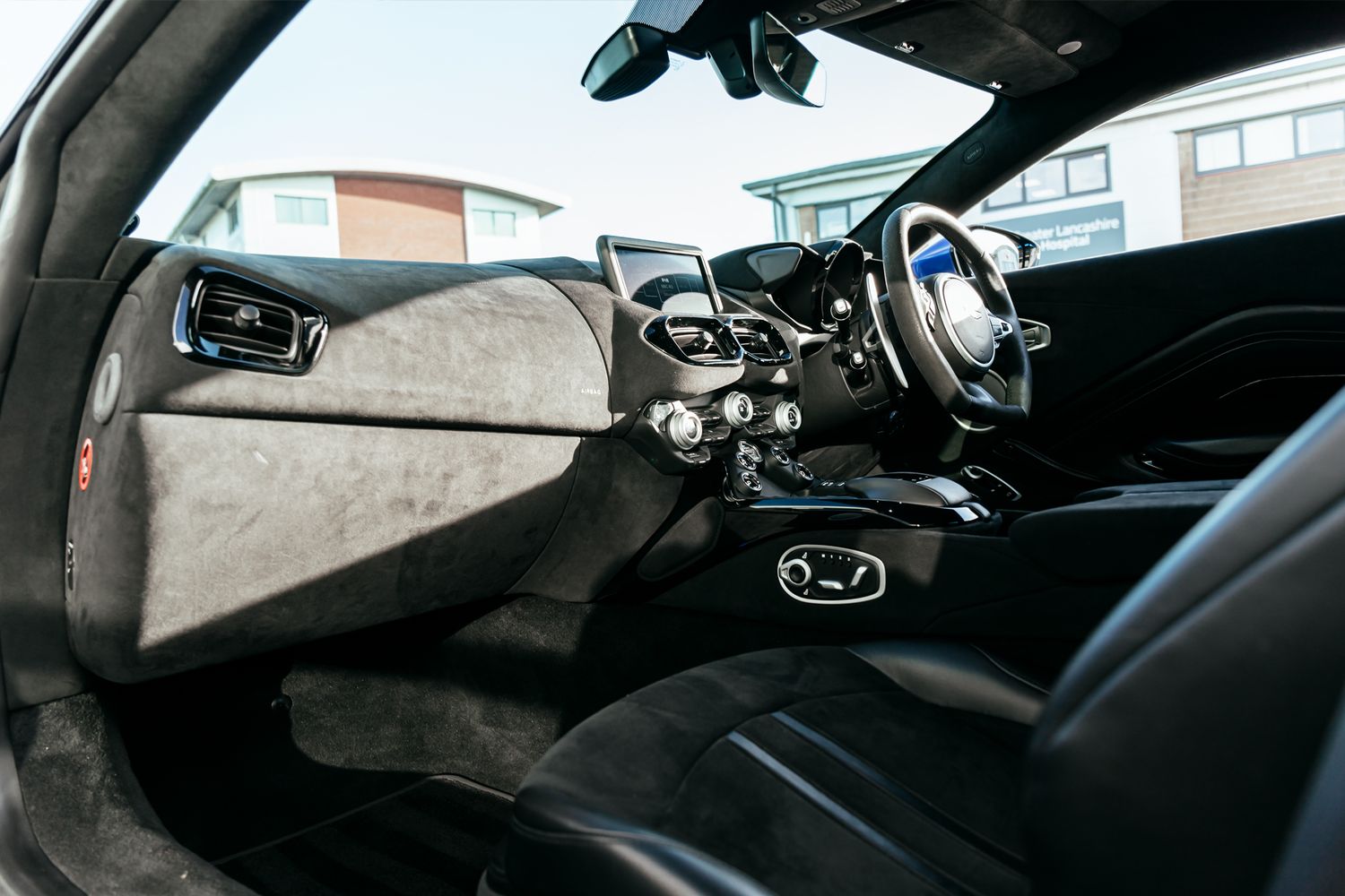 Aston Martin Vantage 4.0 V8 3Dr Automatic