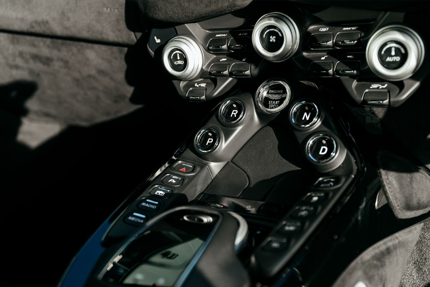 Aston Martin Vantage 4.0 V8 3Dr Automatic