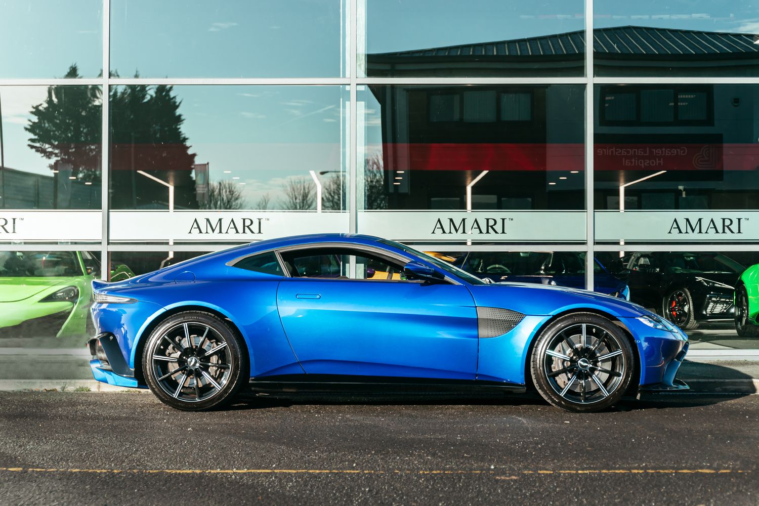 Aston Martin Vantage 4.0 V8 3Dr Automatic