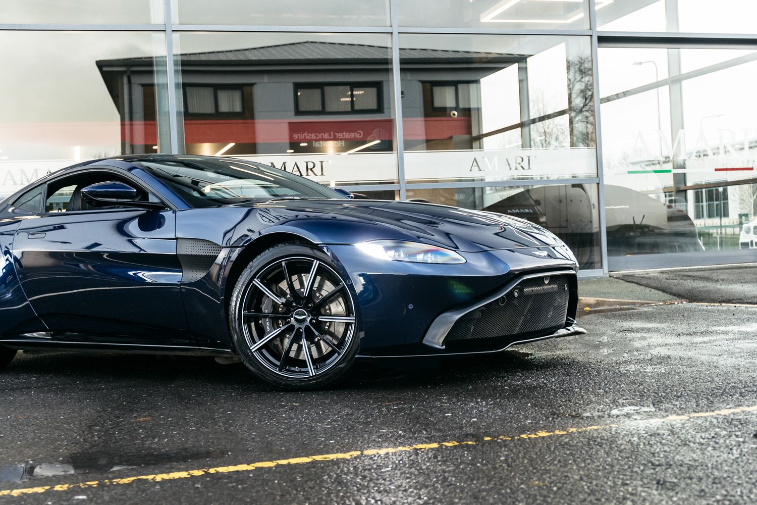 Aston Martin Vantage 4.0 V8 3Dr Automatic