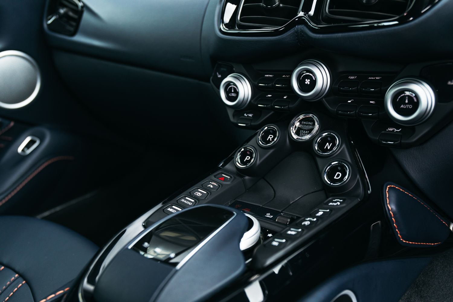 Aston Martin Vantage 4.0 V8 3Dr Automatic
