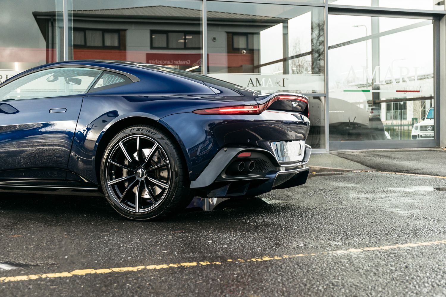 Aston Martin Vantage 4.0 V8 3Dr Automatic