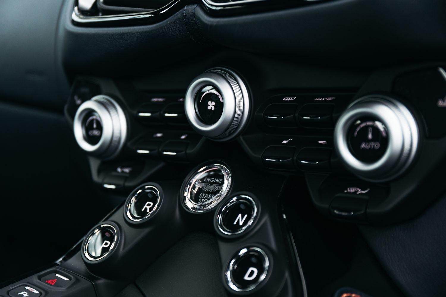 Aston Martin Vantage 4.0 V8 3Dr Automatic