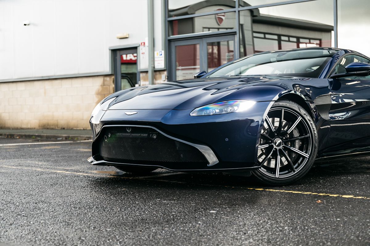 Aston Martin Vantage 4.0 V8 3Dr Automatic