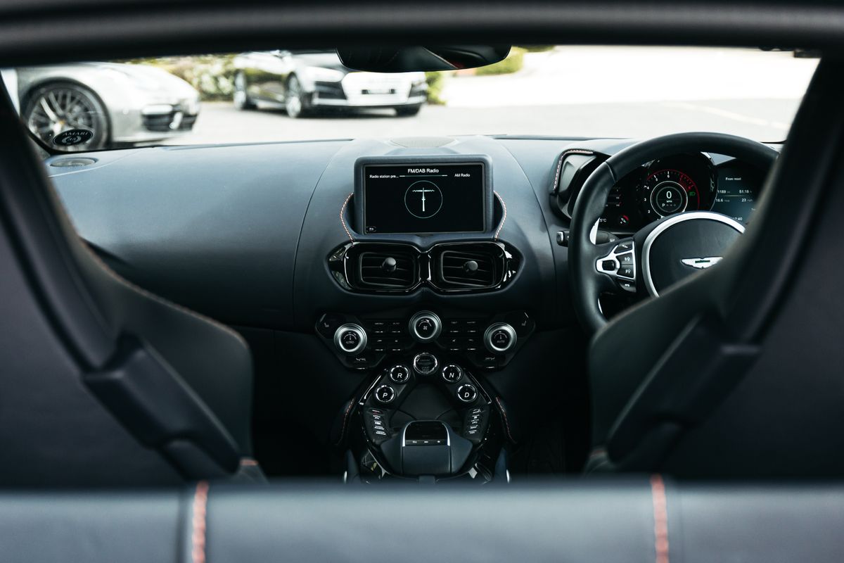 Aston Martin Vantage 4.0 V8 3Dr Automatic