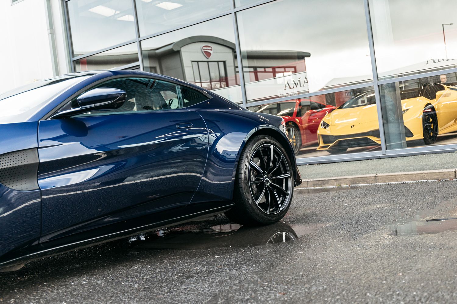 Aston Martin Vantage 4.0 V8 3Dr Automatic