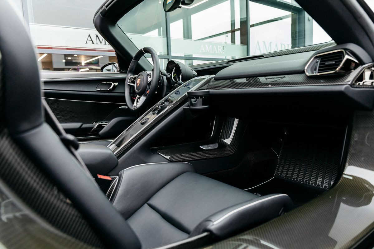 Porsche 918 Spyder 4.6 Spyder PDK 2Dr Semi Automatic