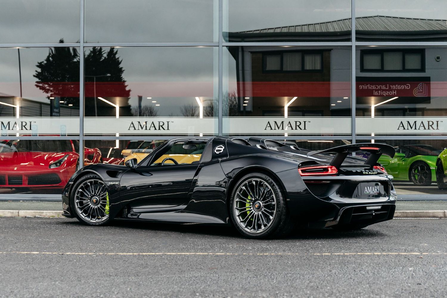 Porsche 918 Spyder 4.6 Spyder PDK 2Dr Semi Automatic