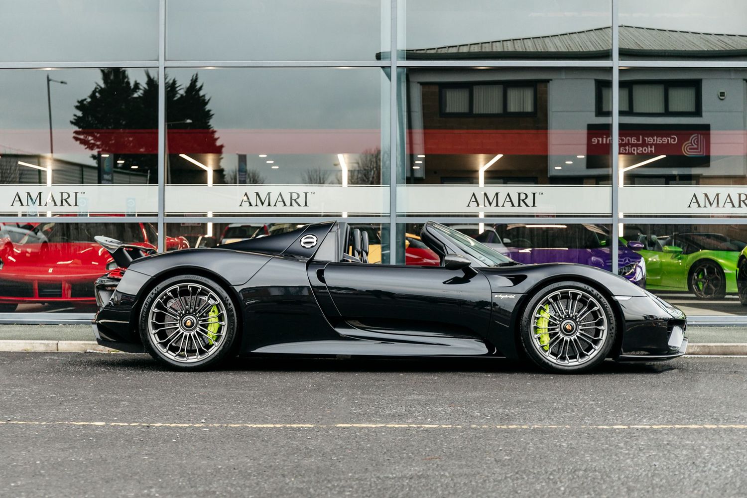 Porsche 918 Spyder 4.6 Spyder PDK 2Dr Semi Automatic