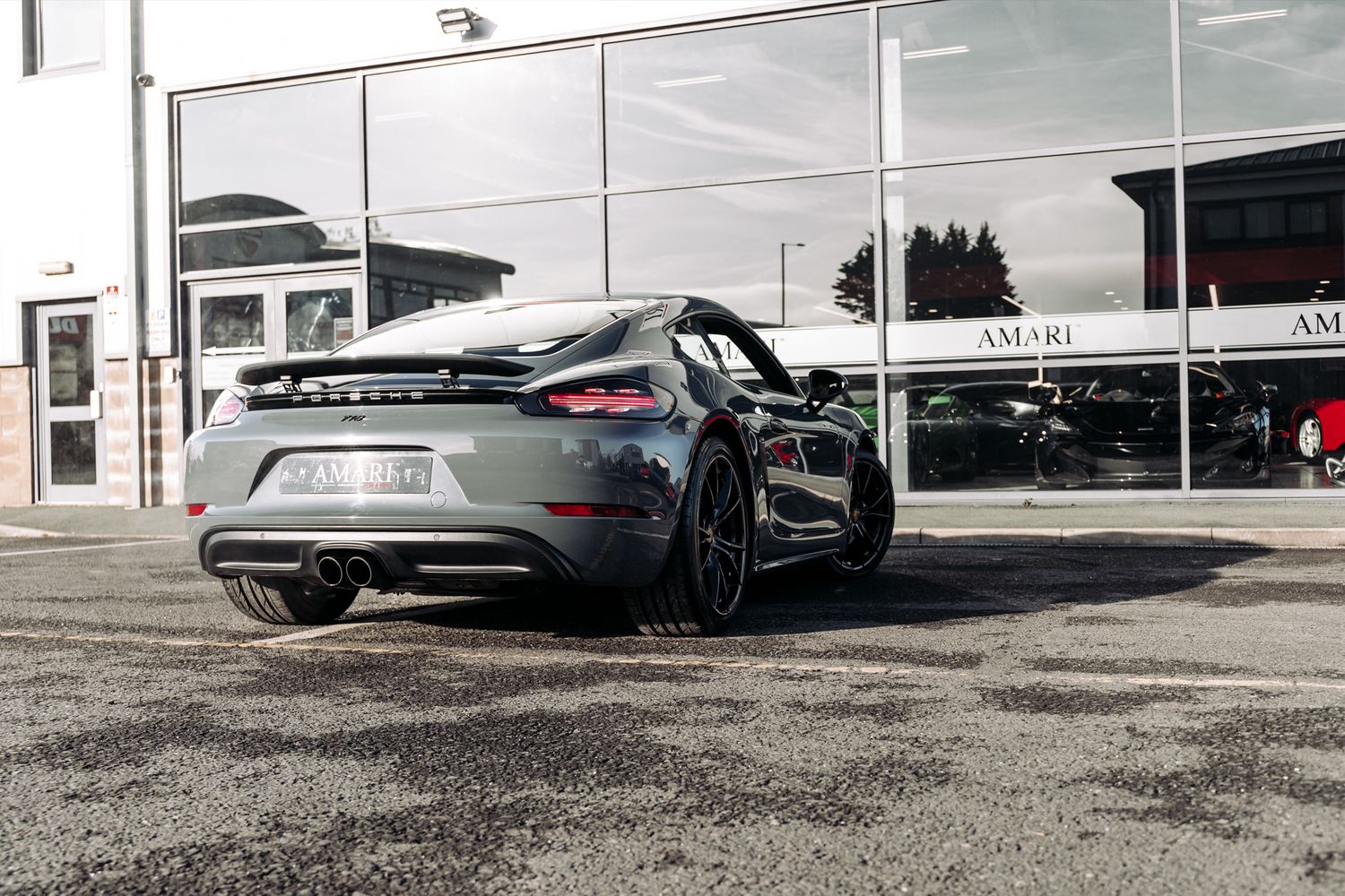 Porsche Cayman 718 2.0