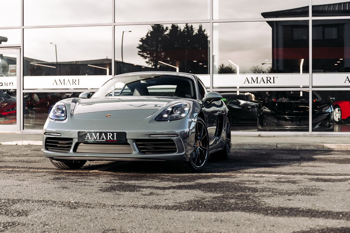 Porsche Cayman 718 2.0