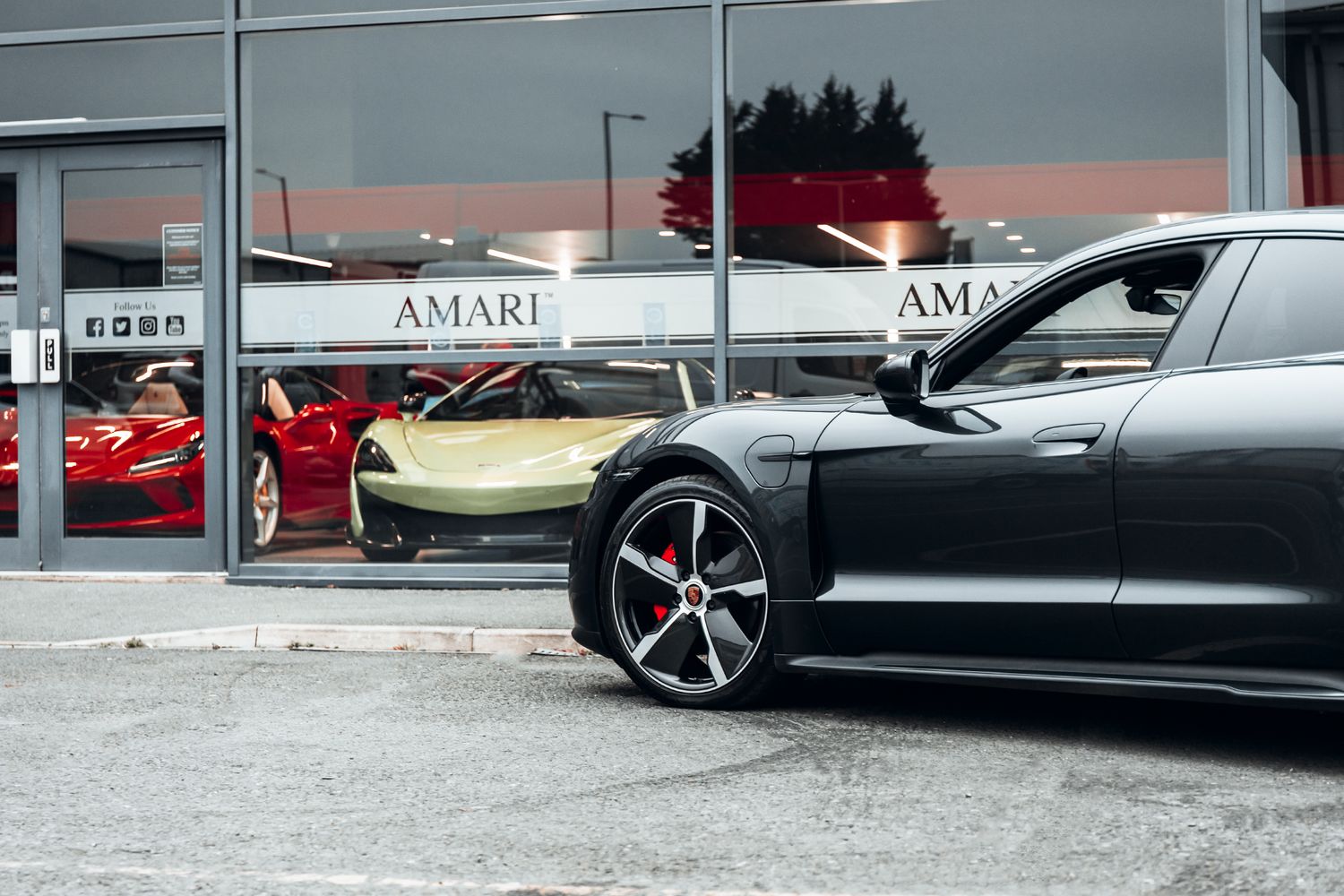 Porsche Taycan 4S 4S (79Kwh) 4Dr Automatic