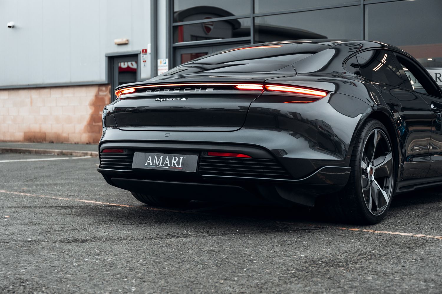 Porsche Taycan 4S 4S (79Kwh) 4Dr Automatic