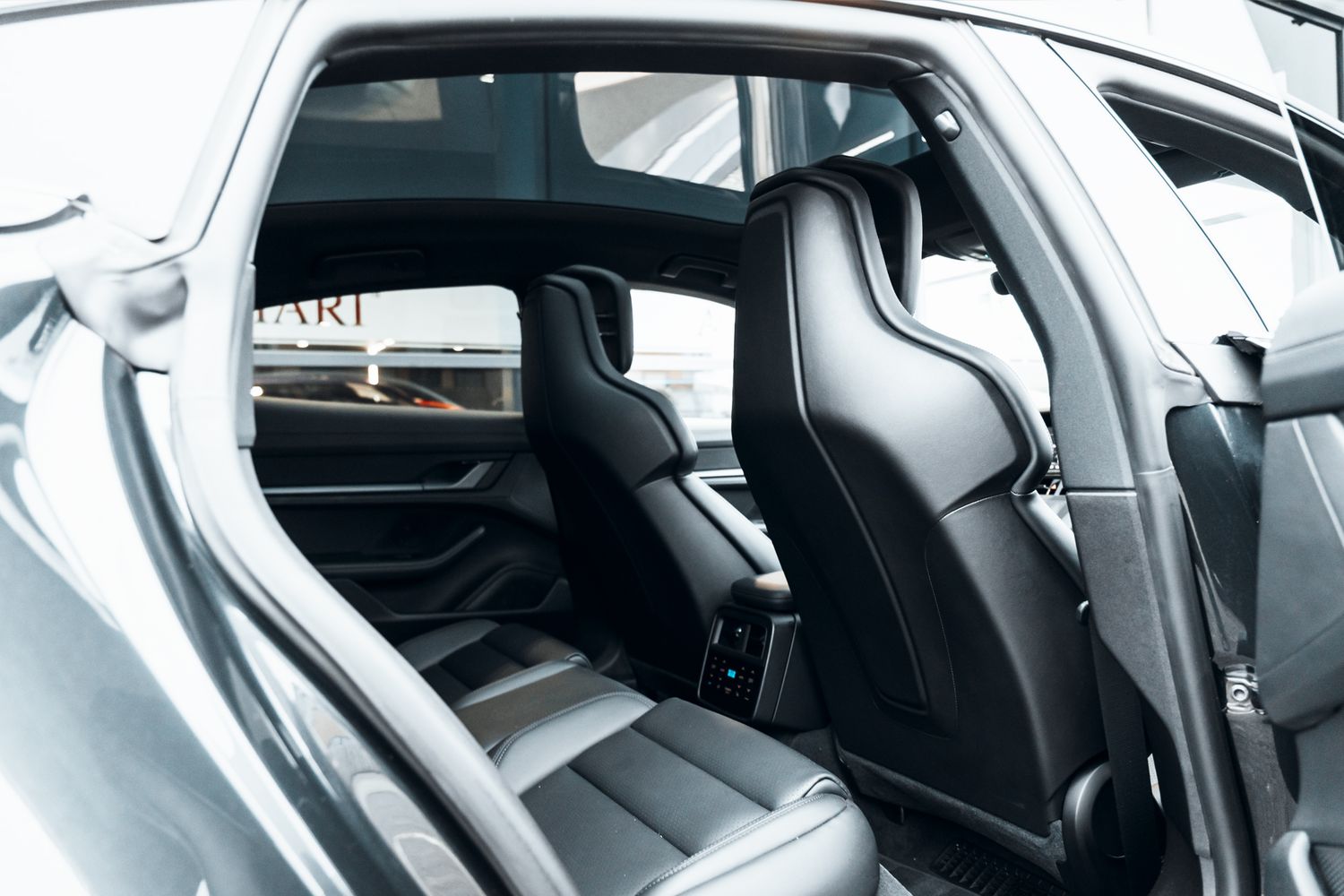 Porsche Taycan 4S 4S (79Kwh) 4Dr Automatic