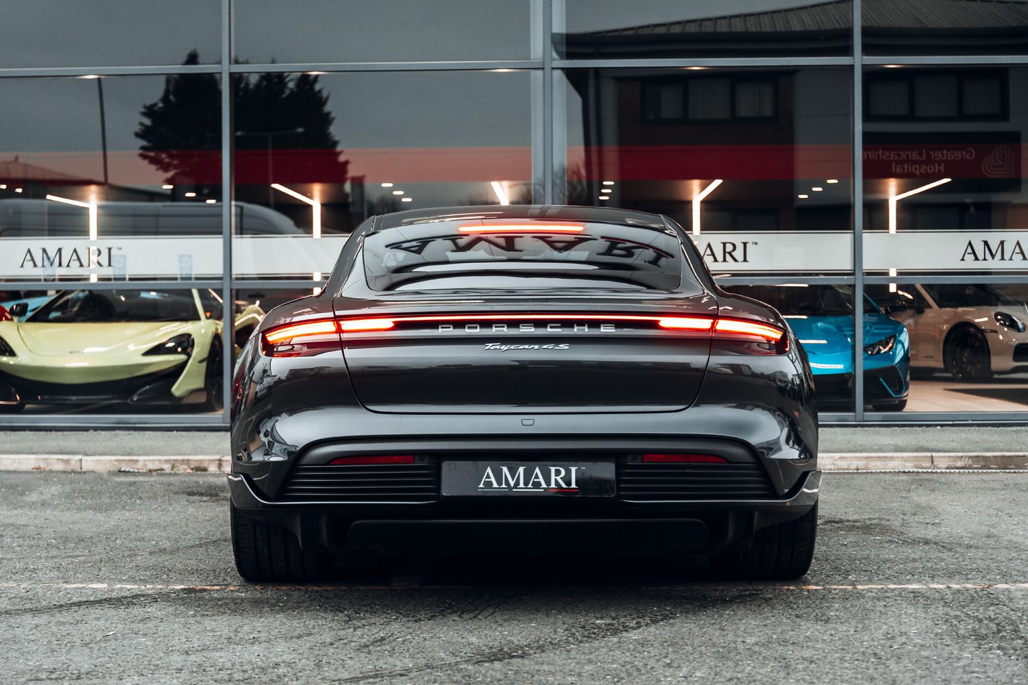 Porsche Taycan 4S 4S (79Kwh) 4Dr Automatic