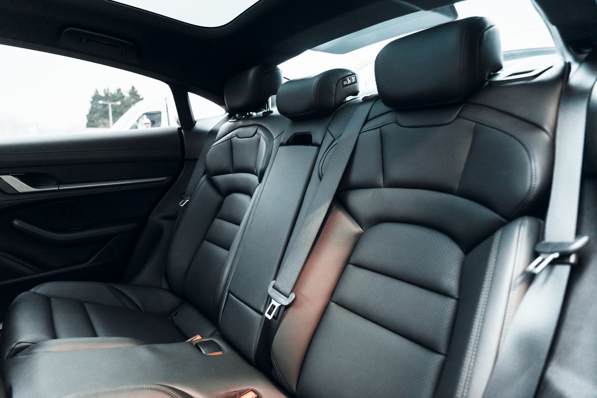 Porsche Taycan 4S 4S (79Kwh) 4Dr Automatic