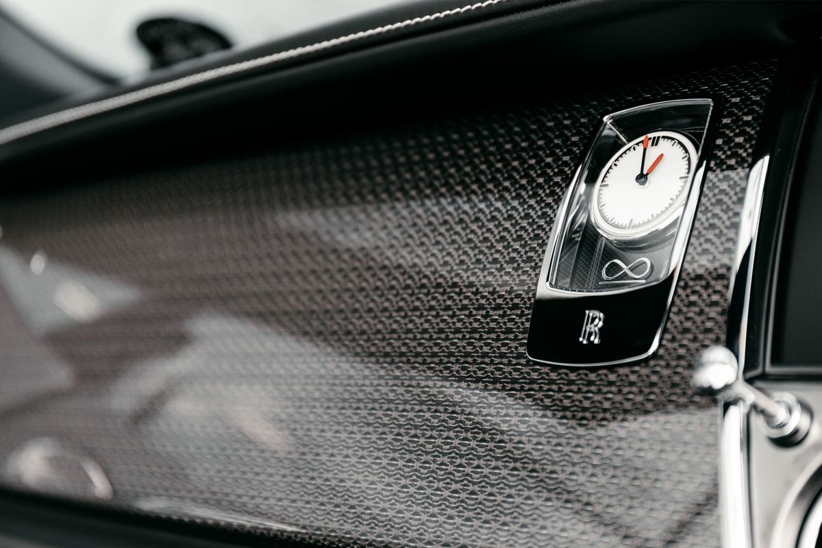 Rolls-Royce Dawn Convertible 6.6 V12 Black Badge
