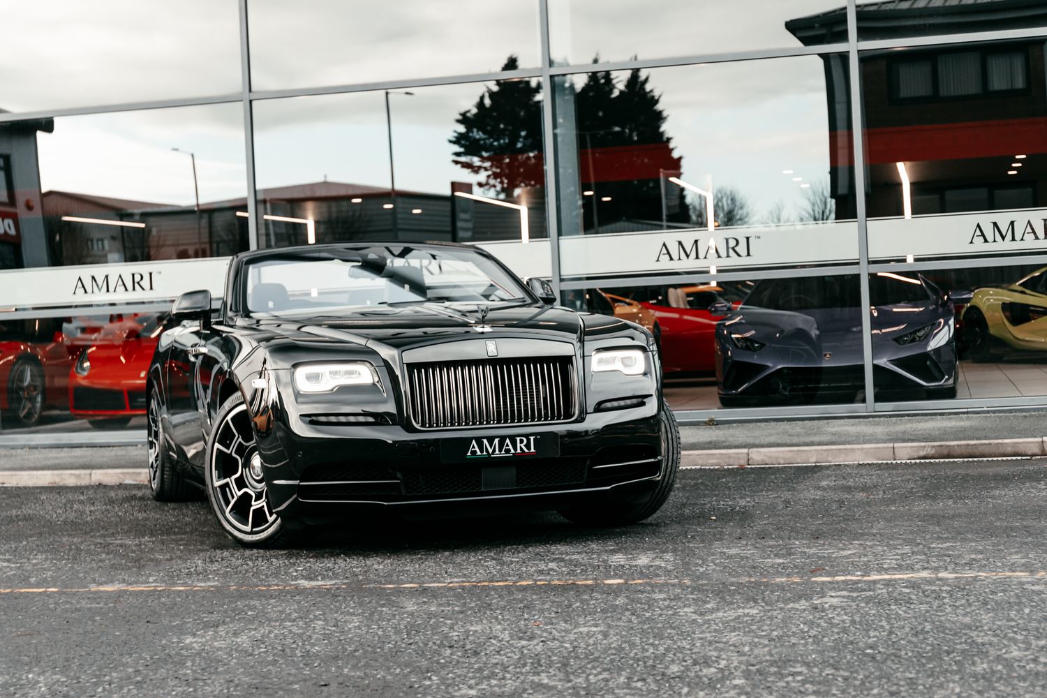 Rolls-Royce Dawn Convertible 6.6 V12 Black Badge