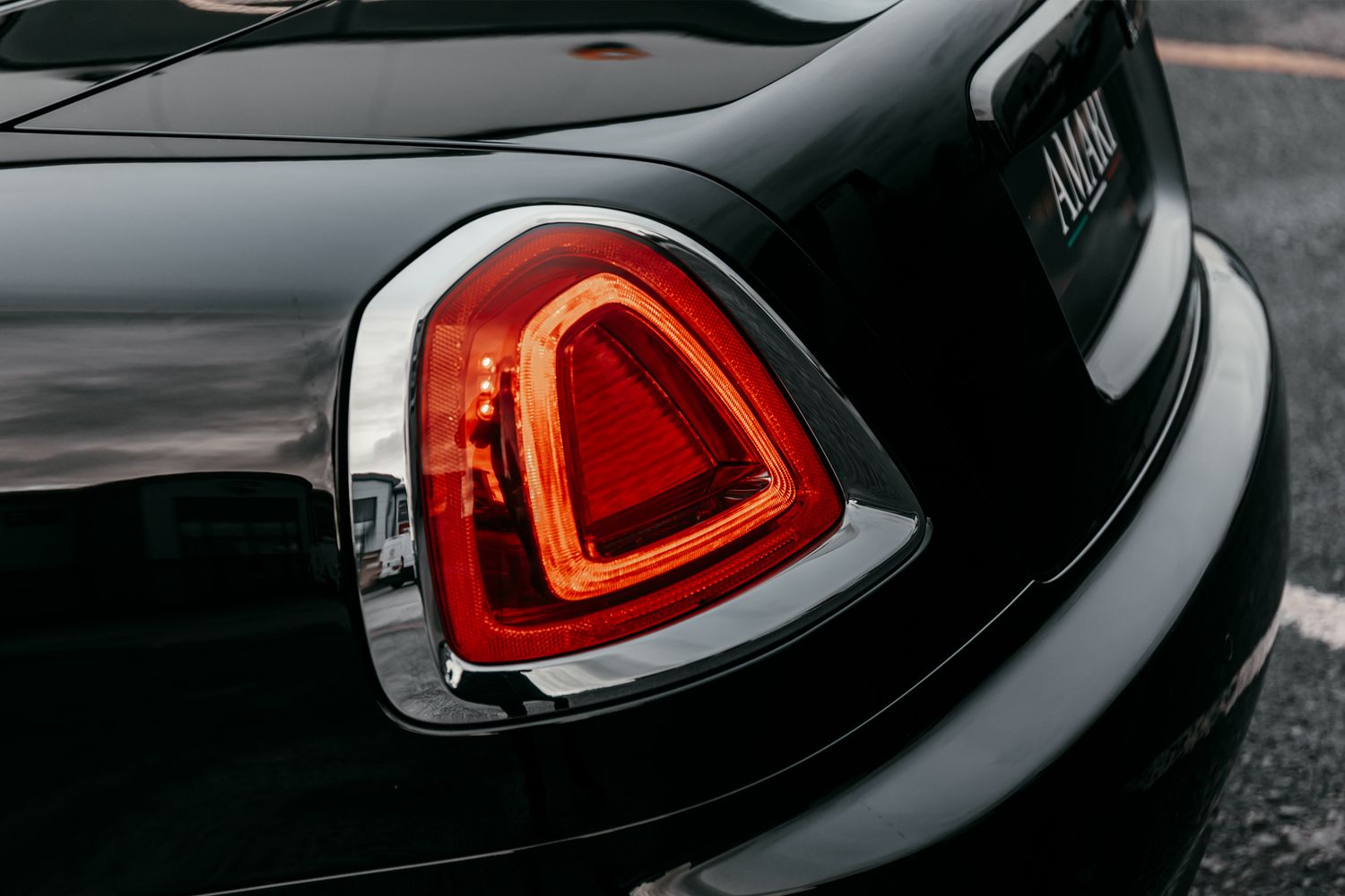 Rolls-Royce Dawn Convertible 6.6 V12 Black Badge