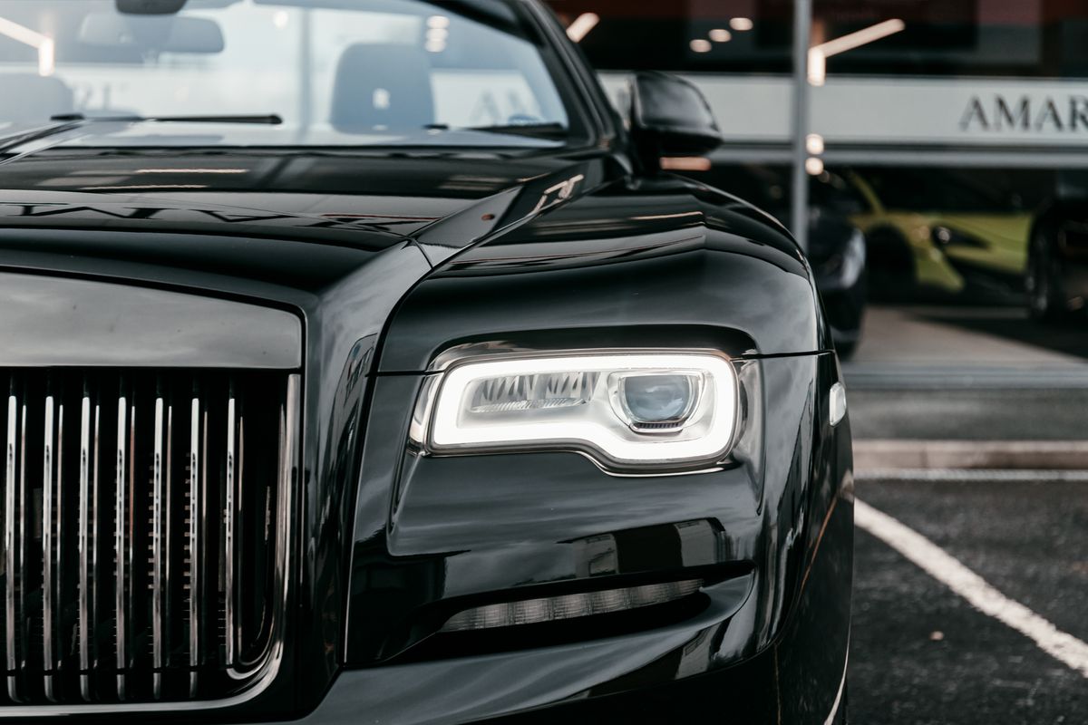 Rolls-Royce Dawn Convertible 6.6 V12 Black Badge