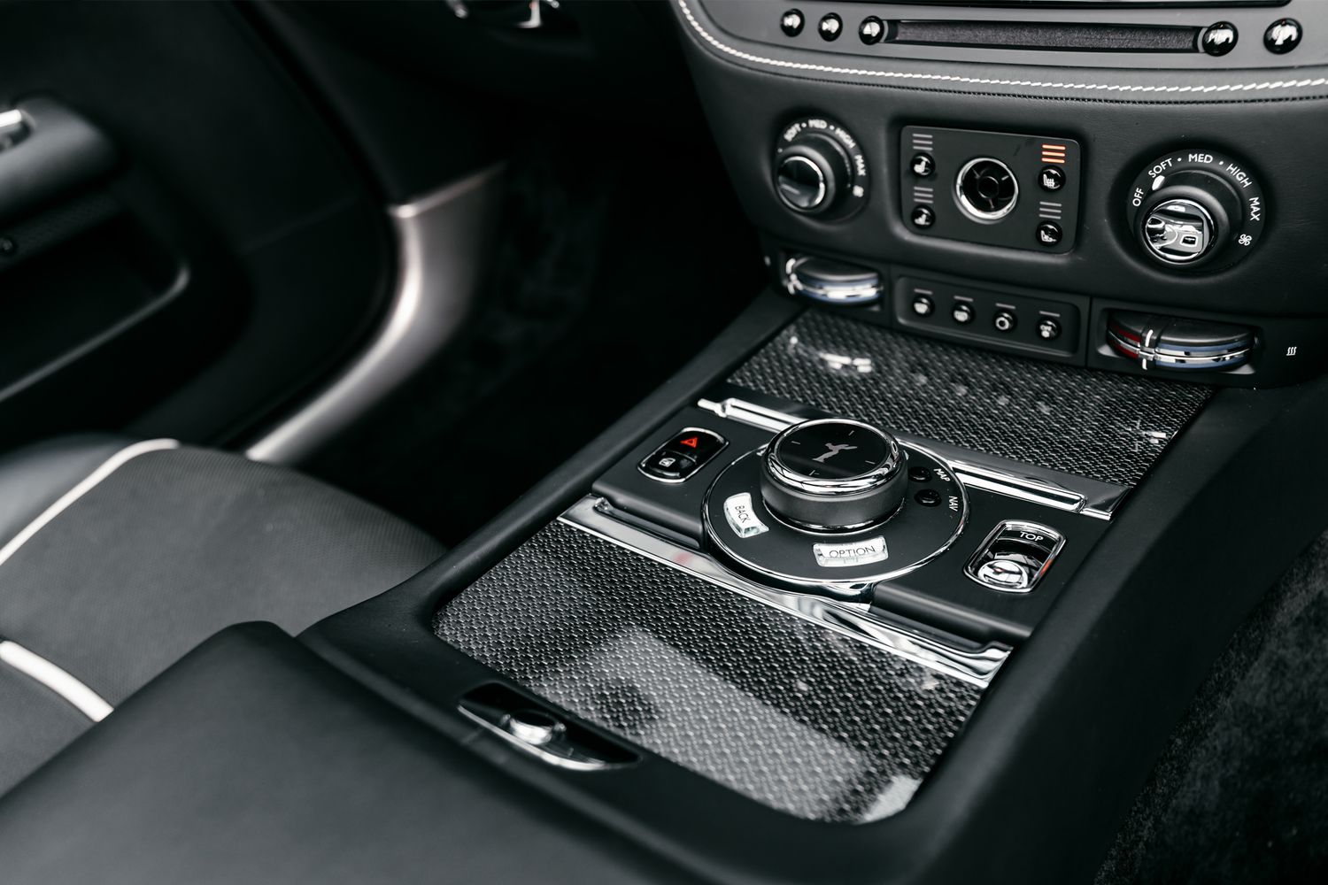 Rolls-Royce Dawn Convertible 6.6 V12 Black Badge