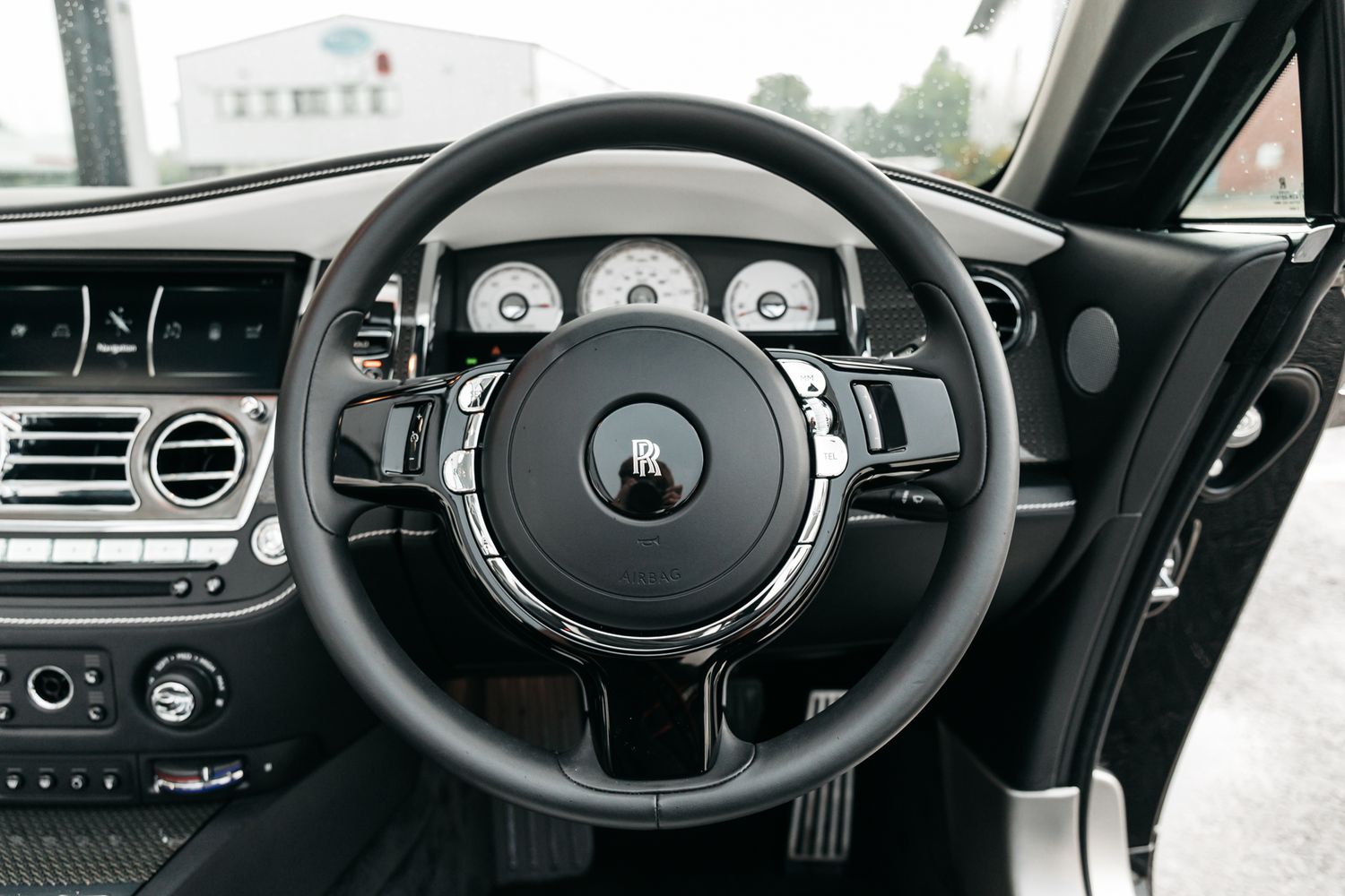 Rolls Royce Dawn Black Badge 6.6 V12 2Dr Automatic